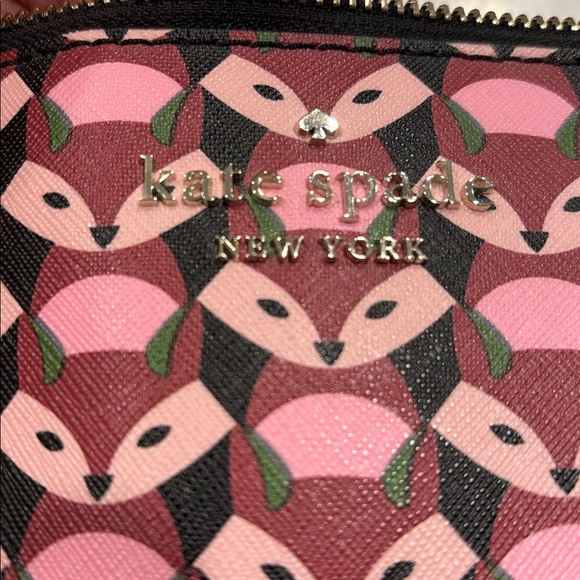 Laptop Latitude 5480 in Metallic Black With Plug and Kate Spade Carry Case